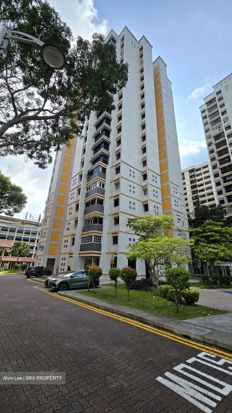 Blk 11 Pine Close (Geylang), HDB 5 Rooms #579194201